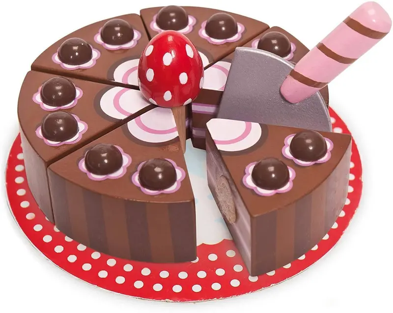 Le Toy Van Chocolate Gateau Cake – Handcrafted Wooden Dessert Toy 1