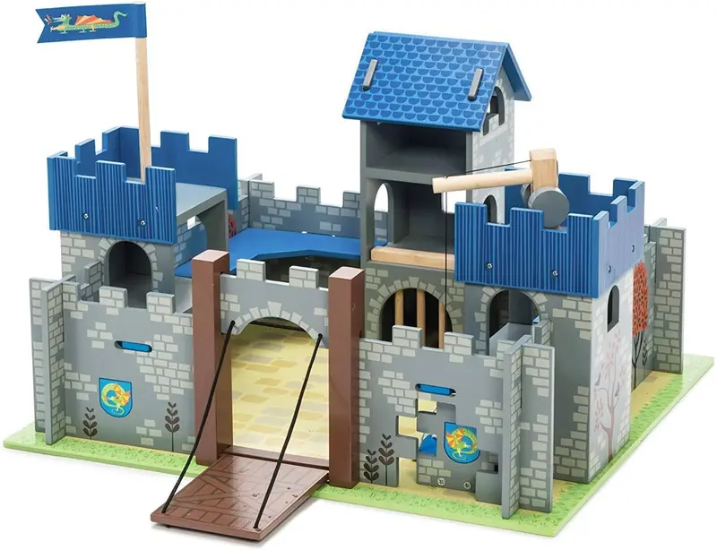 Le Toy Van Excalibur Fantasy Castle – Detailed Wooden Play Structure 1