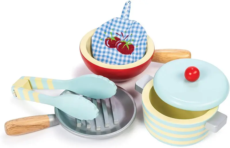 Le Toy Van Honeybake Pots And Pans Cooking Set – Educational Wooden Kitchen Toys 1