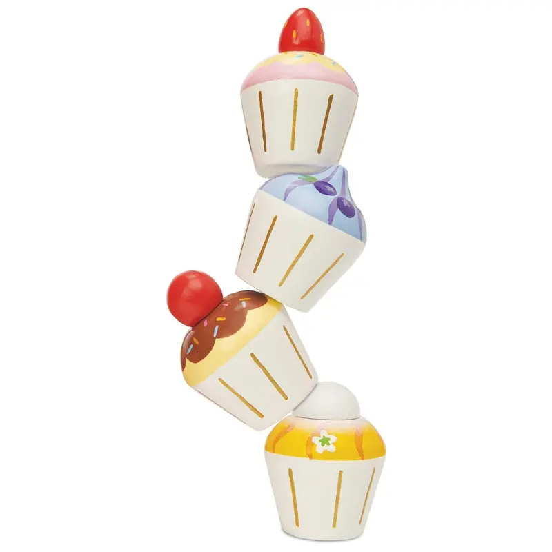 Le Toy Van Petit Four Cupcakes – Hand-Painted Wooden Dessert Toys 1