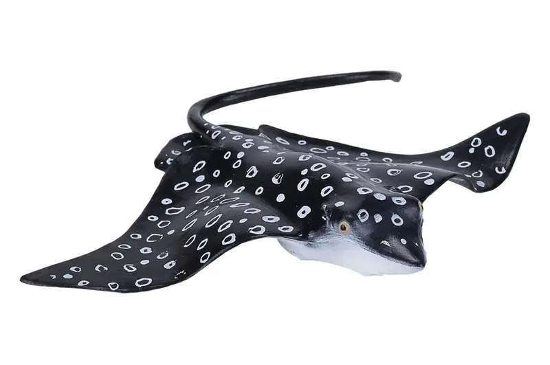 Mojo Sea Life Spotted Eagle Ray Figurine 1