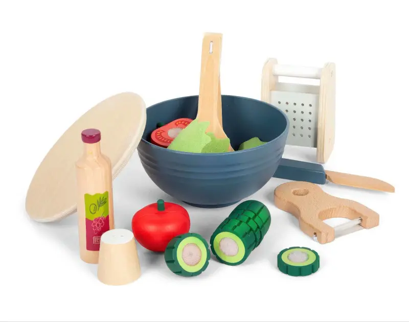 Small Foot Wooden Salad Food Set – Realistic Pretend Play Toys 1