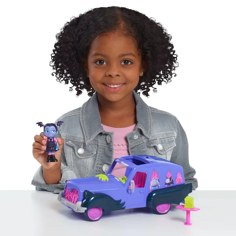 Vampirina Hauntley'S Mobile Playset 78016 1