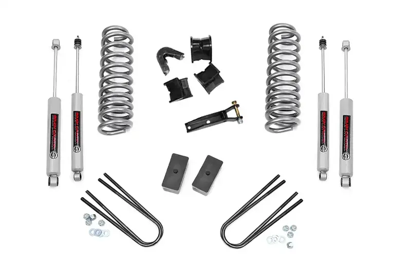 Rough Country 4-Inch Suspension Lift Kit With Premium Shocks (Model 445-70-76.20) 1